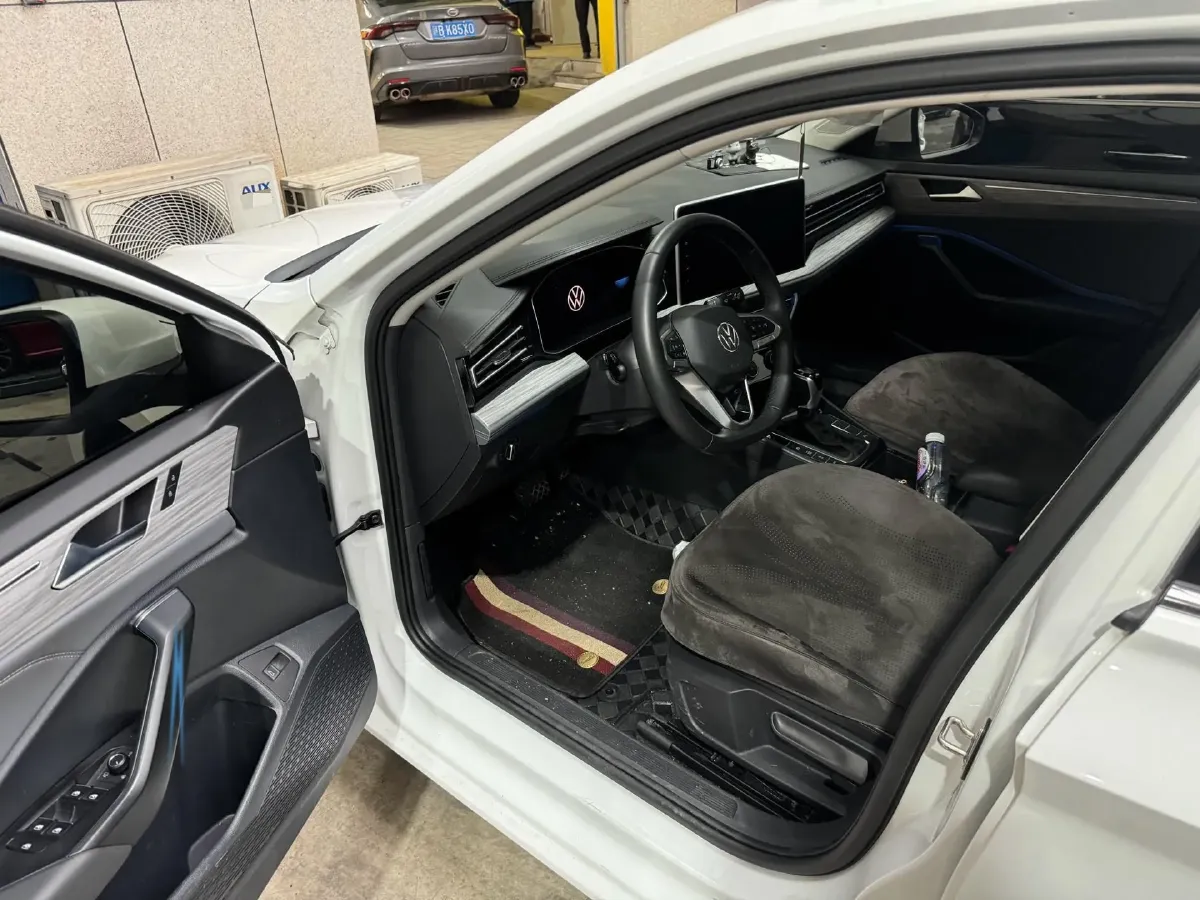 2023 Volkswagen Sagitar 1.5T 160HP L4 7DCT,autocango,china used car exporter,china ev exporter,chinese used car exporter,chinese used ev exporter