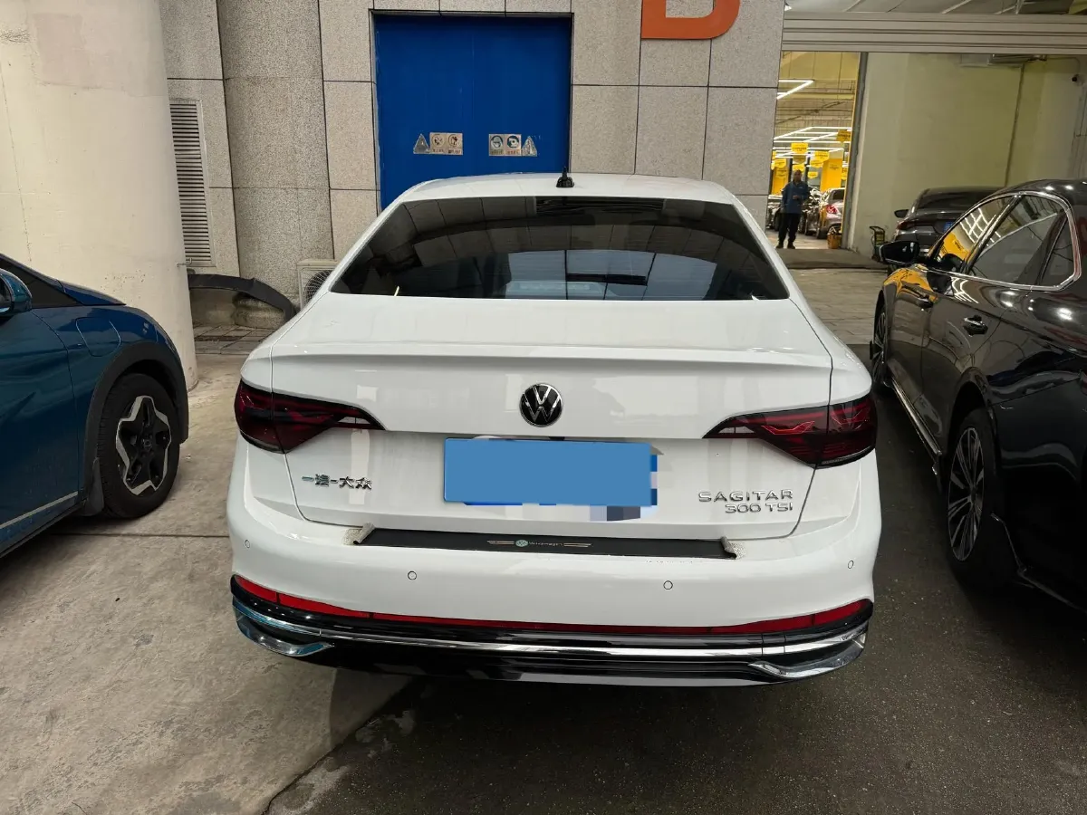 2023 Volkswagen Sagitar 1.5T 160HP L4 7DCT,autocango,china used car exporter,china ev exporter,chinese used car exporter,chinese used ev exporter