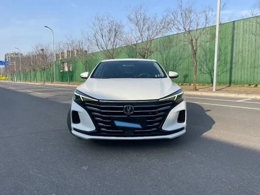 2020 ChangAn Eado 1.6L 128HP L4 CVT,autocango,china used car exporter,china ev exporter,chinese used car exporter,chinese used ev exporter