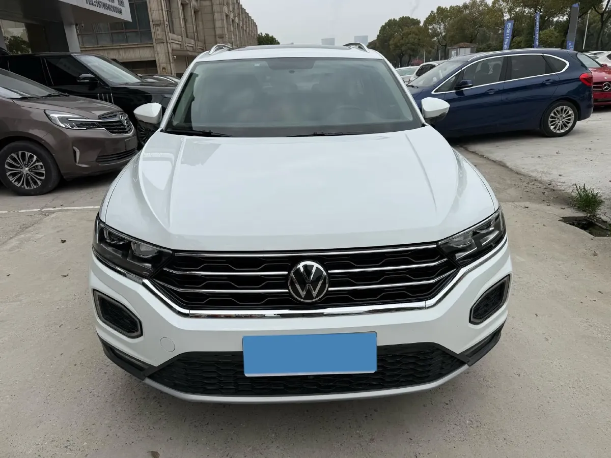 2022 Volkswagen T-Roc 1.4T 150HP L4 7DCT,autocango,china used car exporter,china ev exporter,chinese used car exporter,chinese used ev exporter