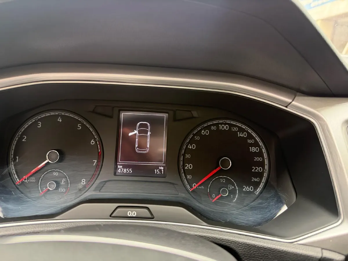 2022 Volkswagen T-Roc 1.4T 150HP L4 7DCT,autocango,china used car exporter,china ev exporter,chinese used car exporter,chinese used ev exporter