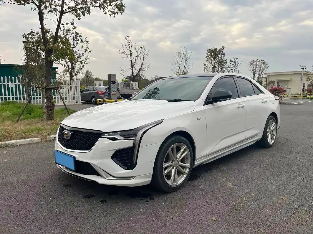 2021 Cadillac CT4 2.0T 237HP L4 8AT,autocango,china used car exporter,china ev exporter,chinese used car exporter,chinese used ev exporter