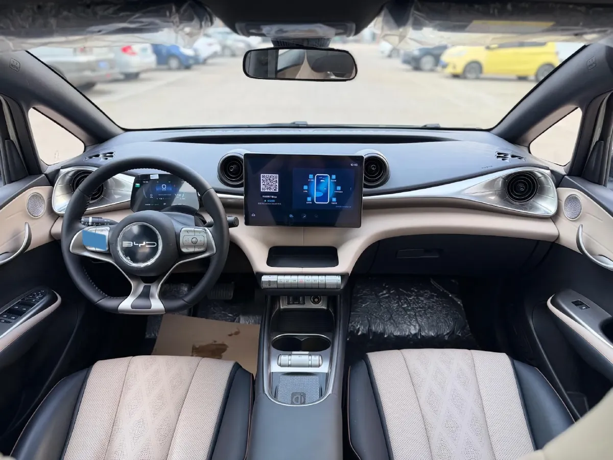 2023 BYD Dolphin BEV 44.928KWH,autocango,china used car exporter,china ev exporter,chinese used car exporter,chinese used ev exporter