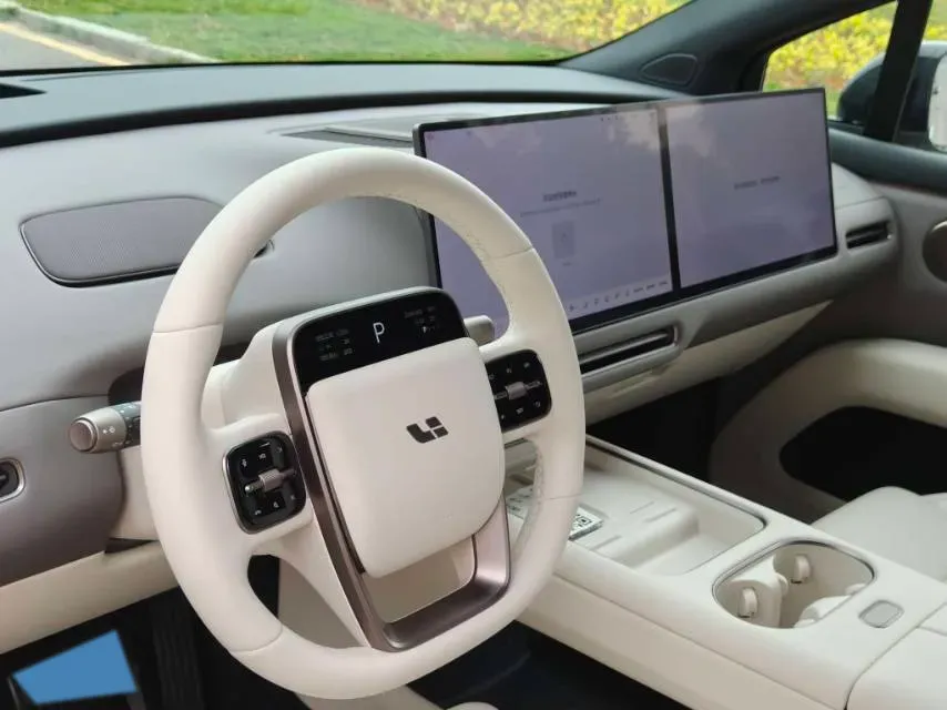 2025 Li i6 BEV,autocango,china used car exporter,china ev exporter,chinese used car exporter,chinese used ev exporter