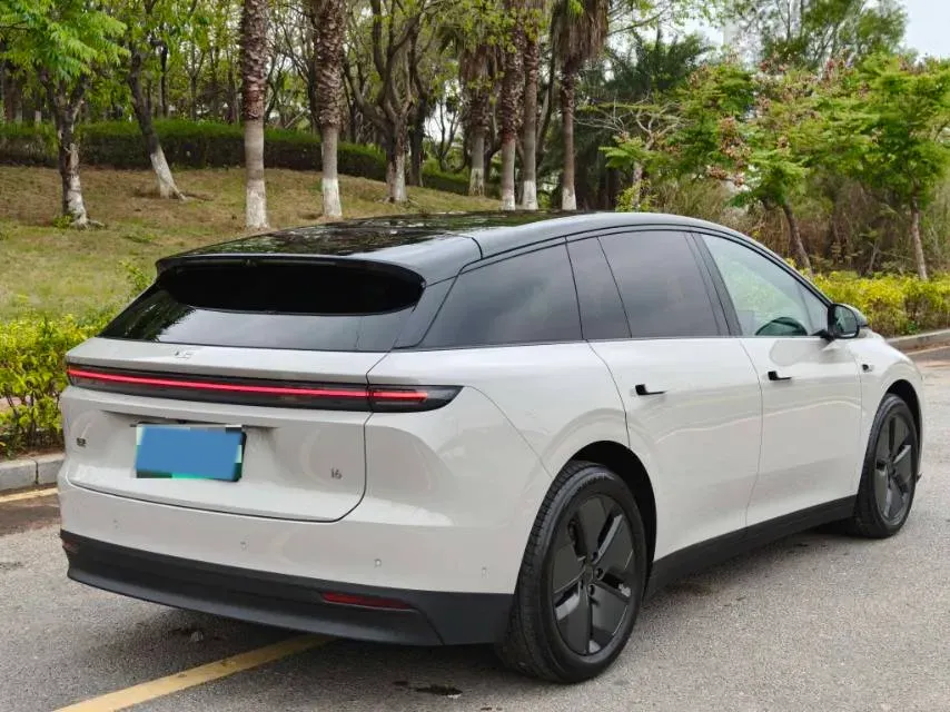 2025 Li i6 BEV,autocango,china used car exporter,china ev exporter,chinese used car exporter,chinese used ev exporter