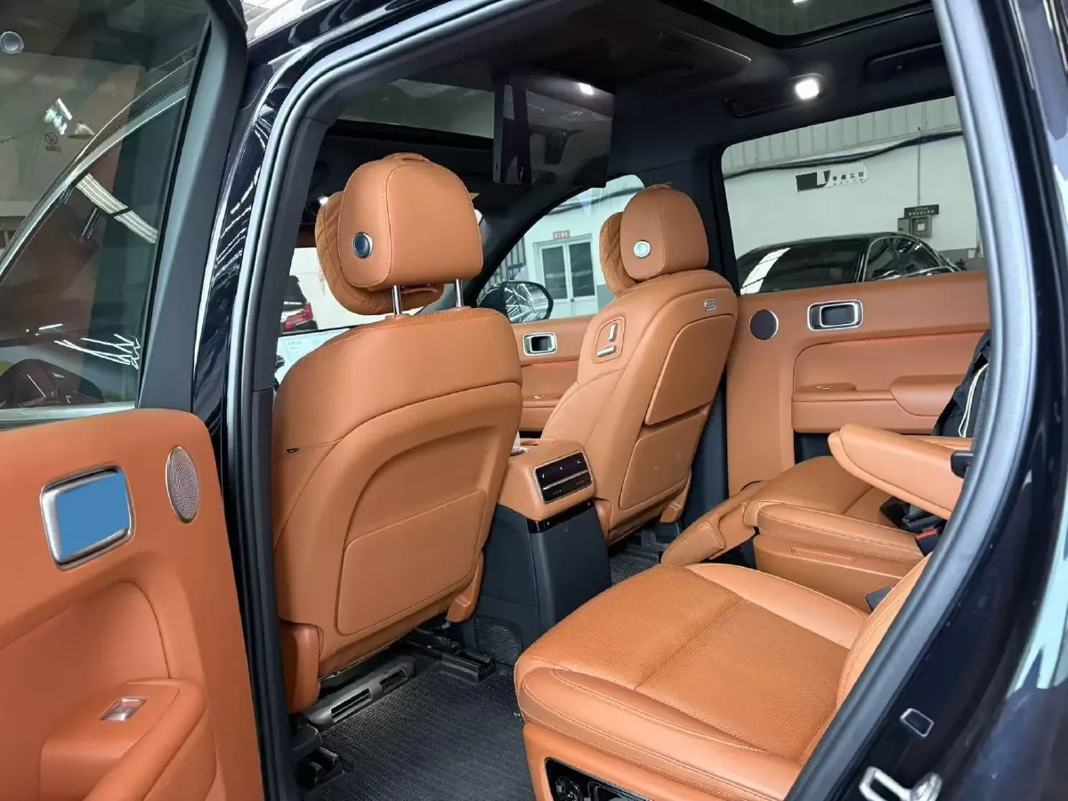 2022 Li L9 Range Extended 154HP REEV 42.6KWH,autocango,china used car exporter,china ev exporter,chinese used car exporter,chinese used ev exporter