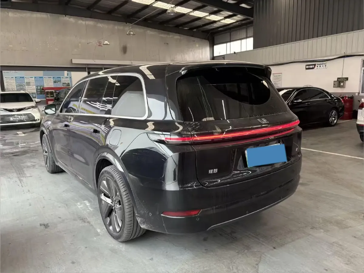 2022 Li L9 Range Extended 154HP REEV 42.6KWH,autocango,china used car exporter,china ev exporter,chinese used car exporter,chinese used ev exporter