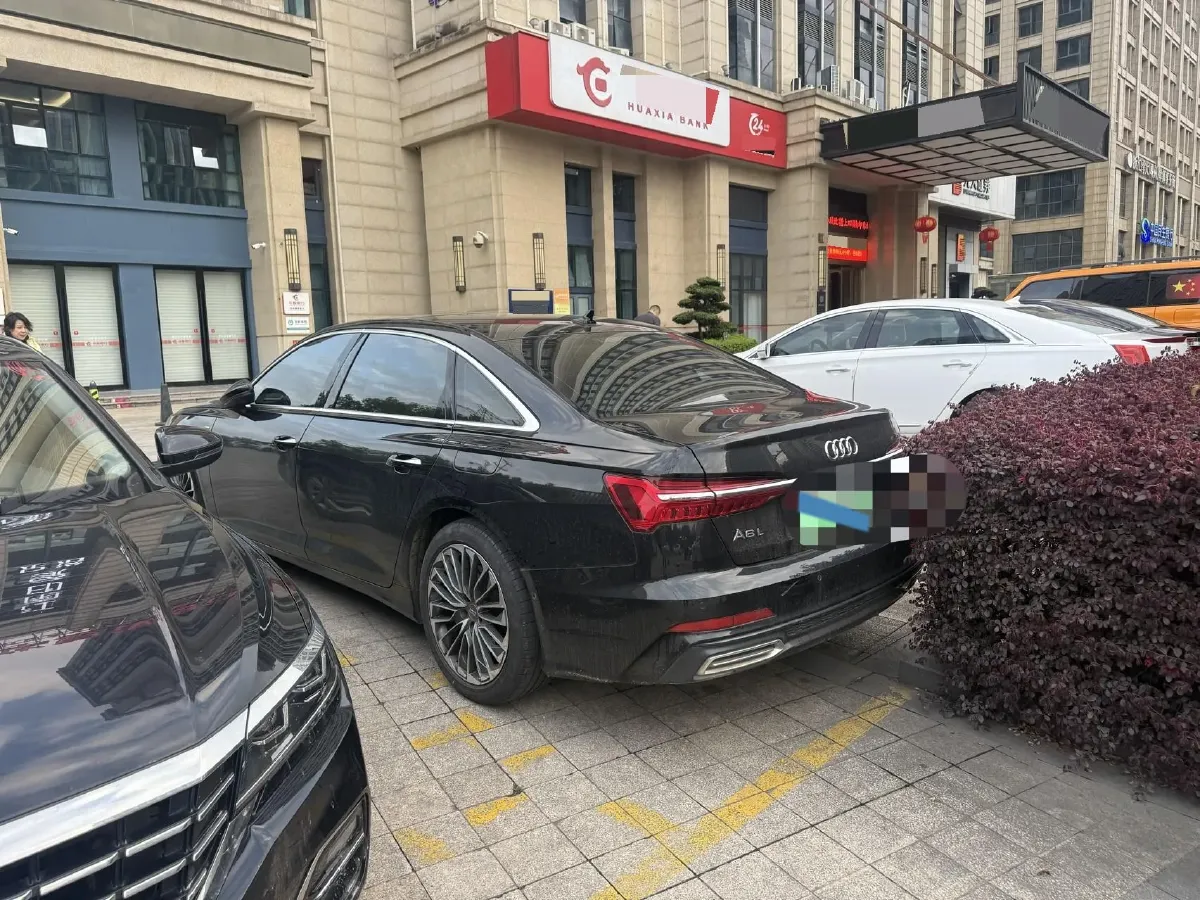 2020 Audi A6L 2.0T 252HP L4 7DCT PHEV 14.1KWH,autocango,china used car exporter,china ev exporter,chinese used car exporter,chinese used ev exporter