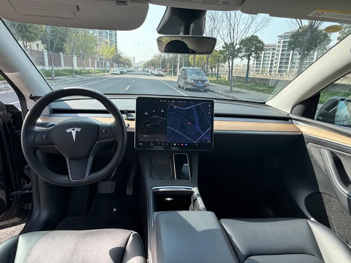 2022 Tesla Model Y BEV 60KWH,autocango,china used car exporter,china ev exporter,chinese used car exporter,chinese used ev exporter