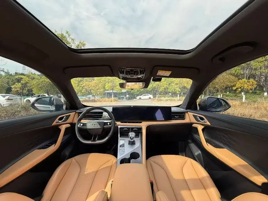 2023 Roewe RX5 1.5T 188HP L4 7DCT,autocango,china used car exporter,china ev exporter,chinese used car exporter,chinese used ev exporter