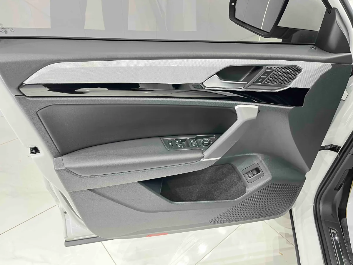 2020 Volkswagen Tayron 1.4T 150HP L4 7DCT,autocango,china used car exporter,china ev exporter,chinese used car exporter,chinese used ev exporter