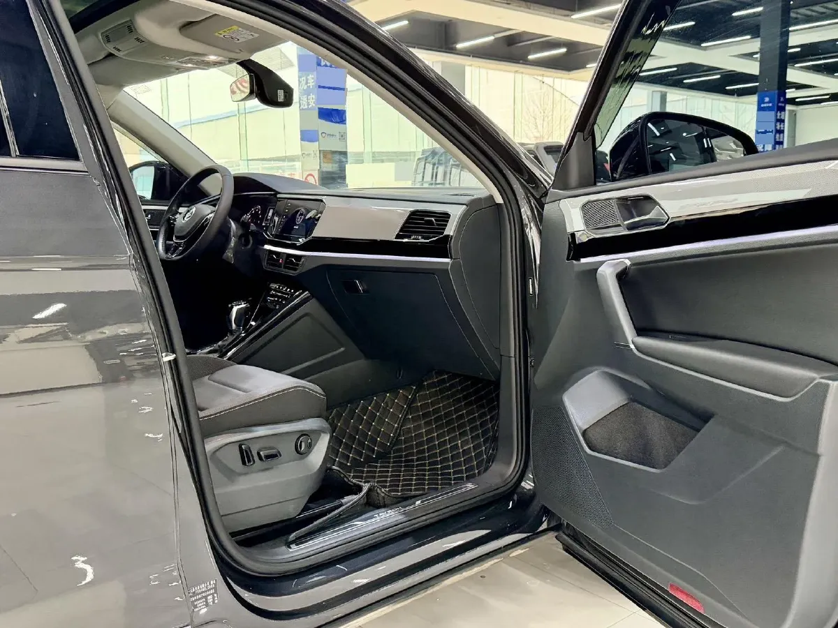 2022 Volkswagen Tayron 1.4T 150HP L4 7DCT,autocango,china used car exporter,china ev exporter,chinese used car exporter,chinese used ev exporter