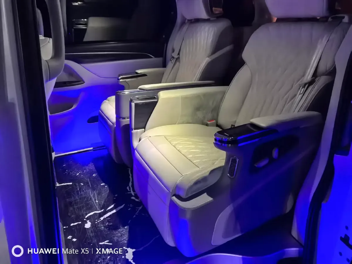 2021 Buick GL8 2.0T 237HP L4 9AT,autocango,china used car exporter,china ev exporter,chinese used car exporter,chinese used ev exporter