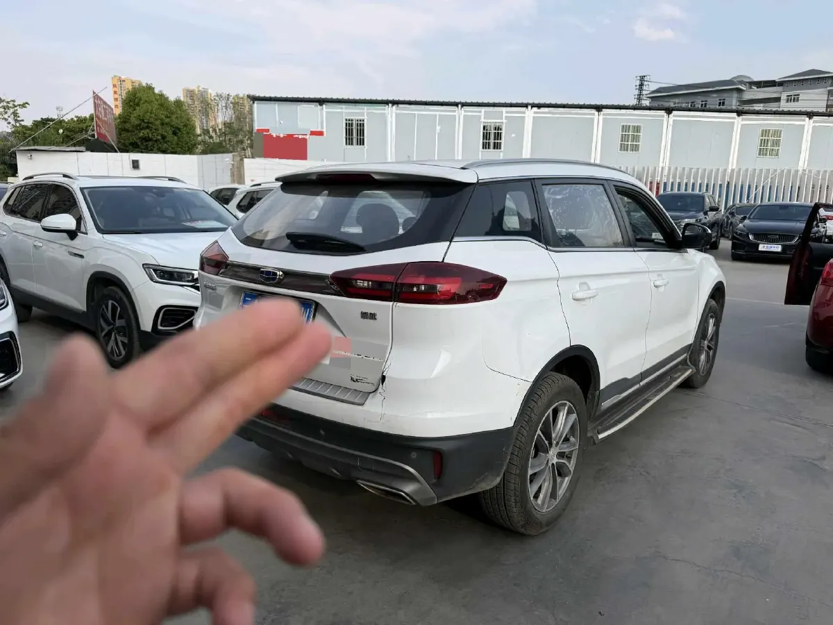 2018 Leopaard CT7 1.9T 150HP L4 6MT,autocango,china used car exporter,china ev exporter,chinese used car exporter,chinese used ev exporter