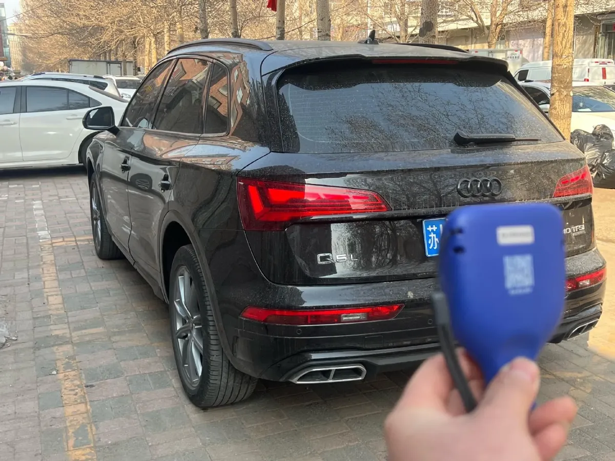 2022 Audi Q5L 2.0T 190HP L4 7DCT,autocango,china used car exporter,china ev exporter,chinese used car exporter,chinese used ev exporter