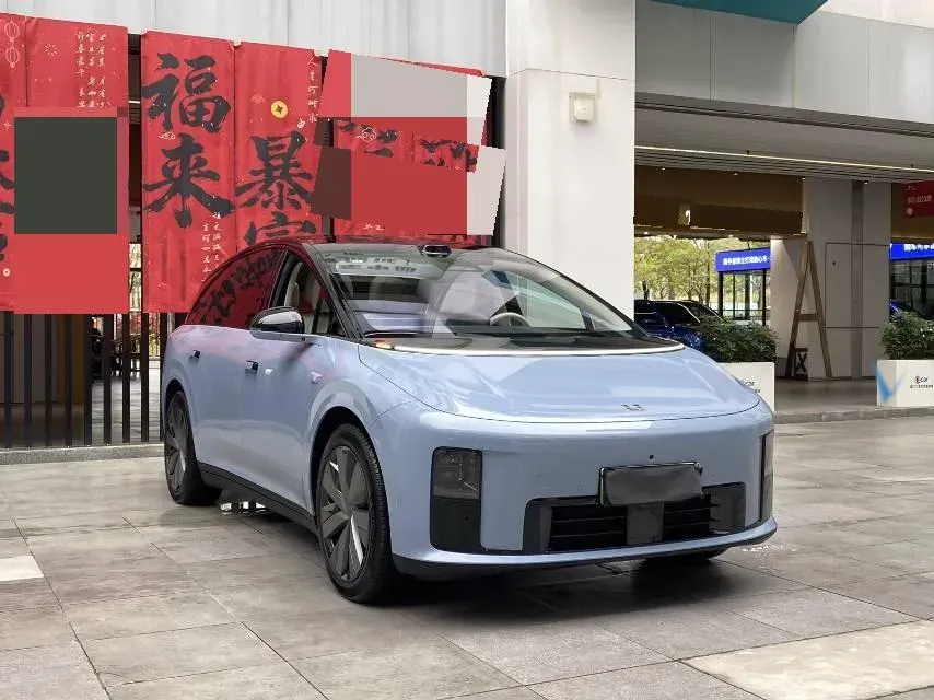 2025 Li i8 BEV,autocango,china used car exporter,china ev exporter,chinese used car exporter,chinese used ev exporter