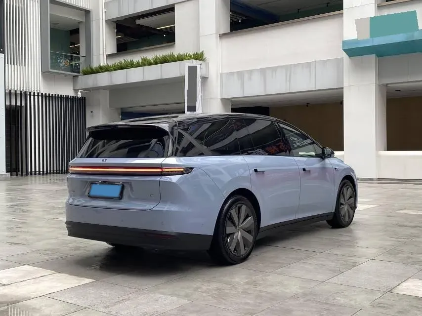 2025 Li i8 BEV,autocango,china used car exporter,china ev exporter,chinese used car exporter,chinese used ev exporter