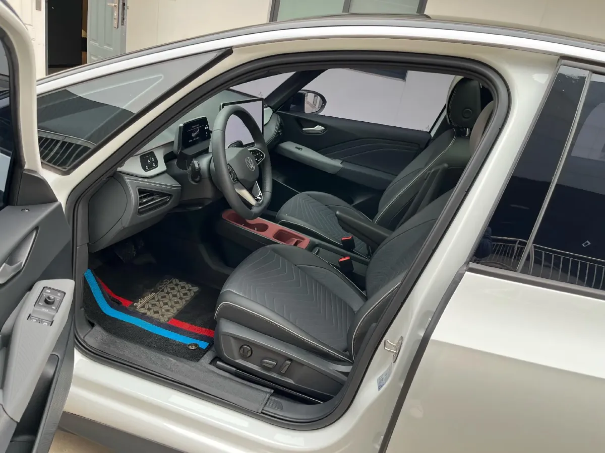 2025 Volkswagen ID.3 BEV 52.8KWH,autocango,china used car exporter,china ev exporter,chinese used car exporter,chinese used ev exporter