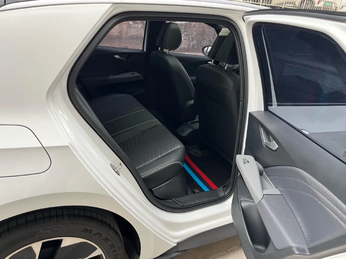 2025 Volkswagen ID.3 BEV 52.8KWH,autocango,china used car exporter,china ev exporter,chinese used car exporter,chinese used ev exporter