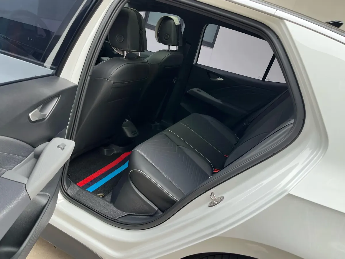 2025 Volkswagen ID.3 BEV 52.8KWH,autocango,china used car exporter,china ev exporter,chinese used car exporter,chinese used ev exporter