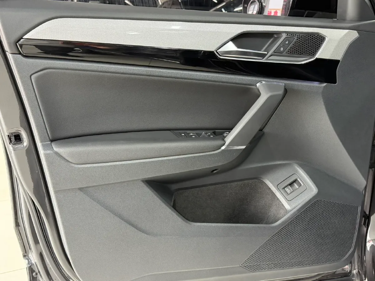 2022 Volkswagen Tayron 1.4T 150HP L4 7DCT,autocango,china used car exporter,china ev exporter,chinese used car exporter,chinese used ev exporter