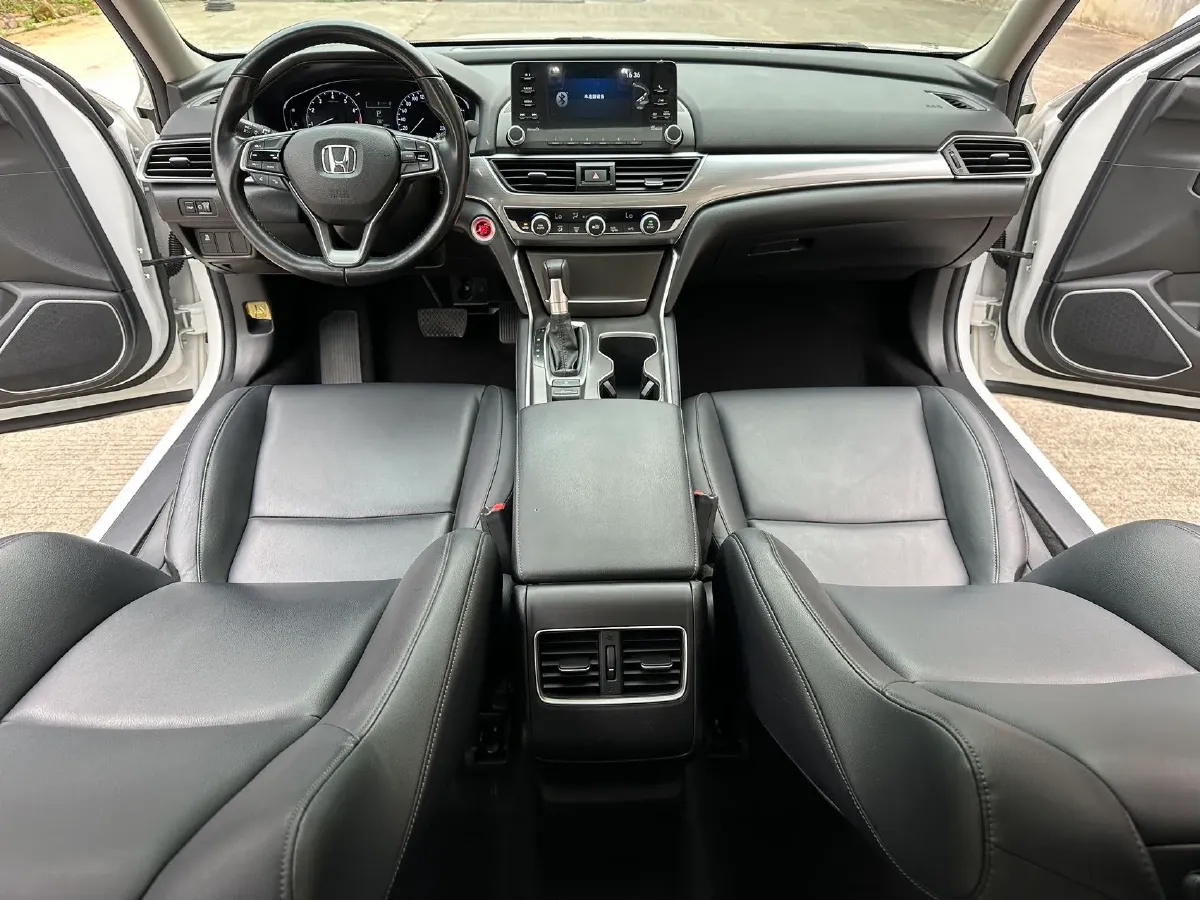 2018 Honda Accord 1.5T 194HP L4 CVT,autocango,china used car exporter,china ev exporter,chinese used car exporter,chinese used ev exporter
