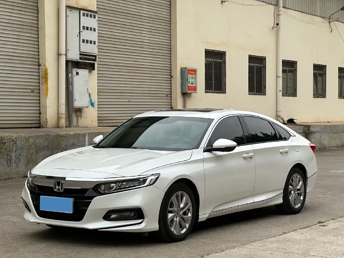 2018 Honda Accord 1.5T 194HP L4 CVT,autocango,china used car exporter,china ev exporter,chinese used car exporter,chinese used ev exporter