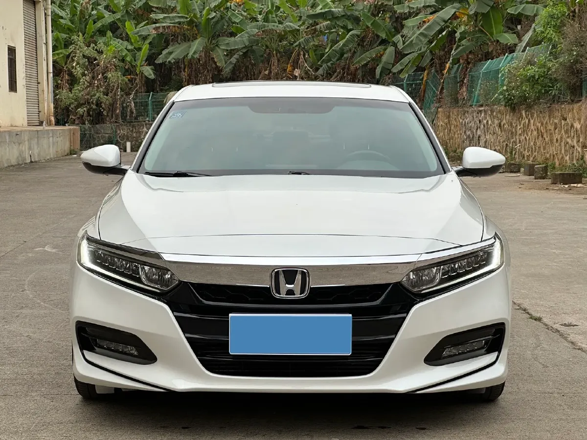 2018 Honda Accord 1.5T 194HP L4 CVT,autocango,china used car exporter,china ev exporter,chinese used car exporter,chinese used ev exporter
