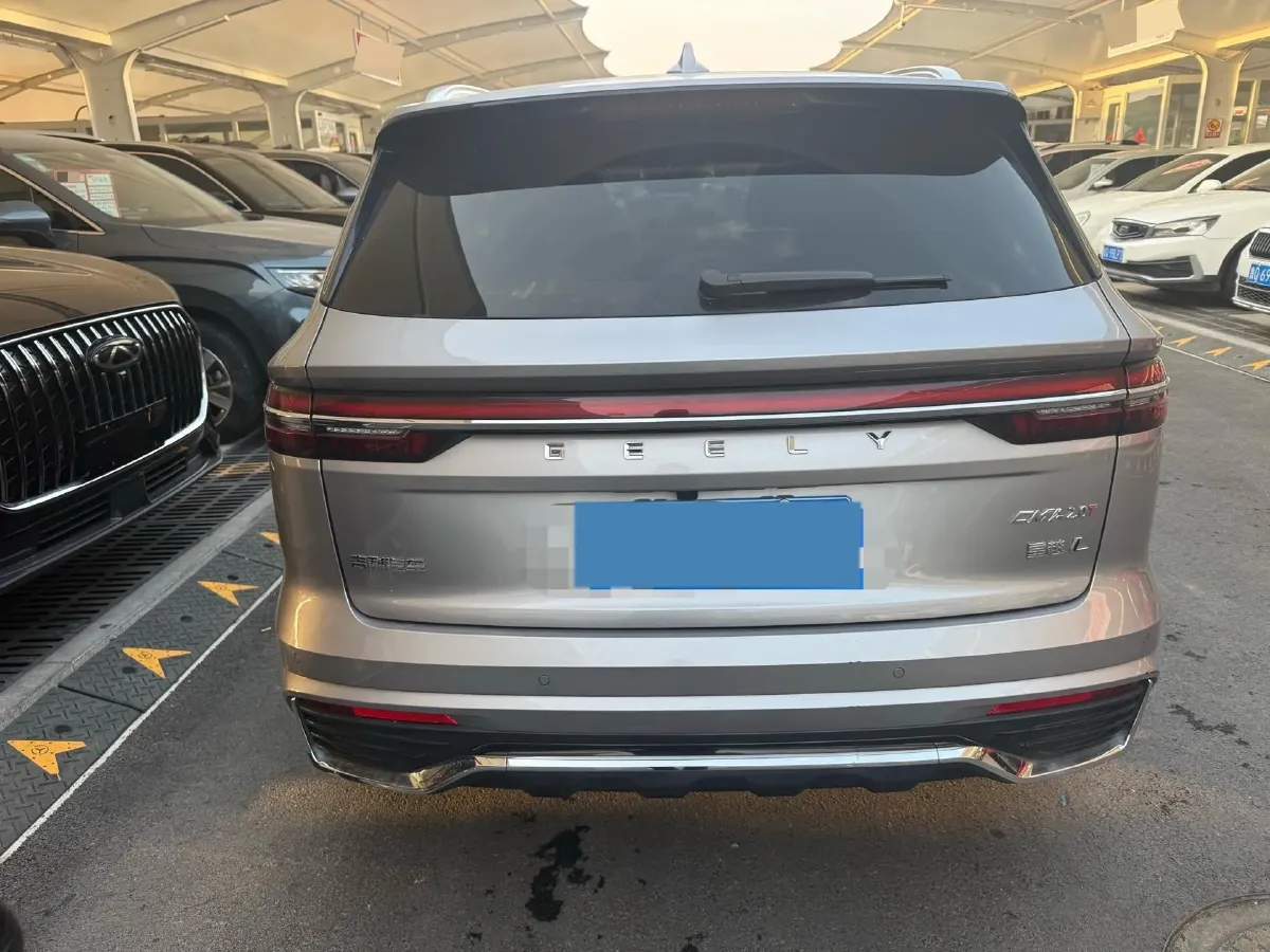 2021 Geely Monjaro 2.0T 218HP L4 7DCT,autocango,china used car exporter,china ev exporter,chinese used car exporter,chinese used ev exporter