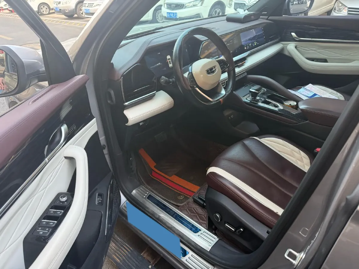 2021 Geely Monjaro 2.0T 218HP L4 7DCT,autocango,china used car exporter,china ev exporter,chinese used car exporter,chinese used ev exporter