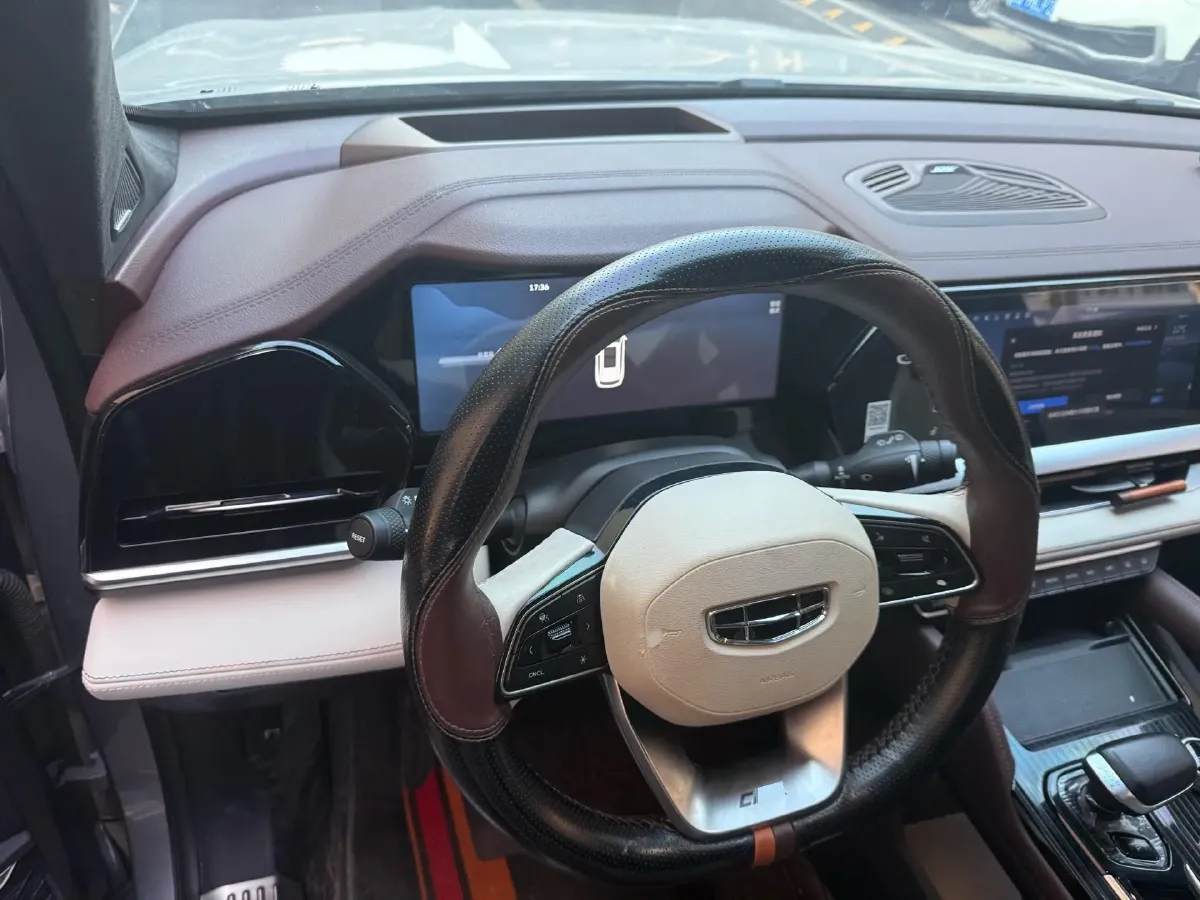 2021 Geely Monjaro 2.0T 218HP L4 7DCT,autocango,china used car exporter,china ev exporter,chinese used car exporter,chinese used ev exporter