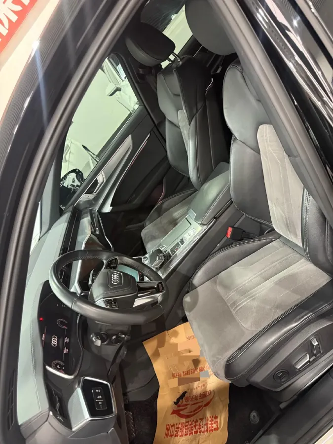 2023 Audi A6L 2.0T 245HP L4 7DCT,autocango,china used car exporter,china ev exporter,chinese used car exporter,chinese used ev exporter