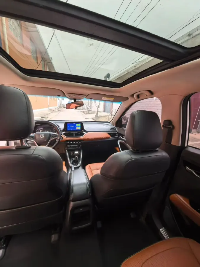 2019 Bestune X40 1.6L 114HP L4 5MT,autocango,china used car exporter,china ev exporter,chinese used car exporter,chinese used ev exporter