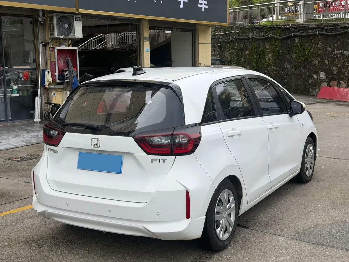 2023 Honda Fit 1.5L 124HP L4 CVT,autocango,china used car exporter,china ev exporter,chinese used car exporter,chinese used ev exporter