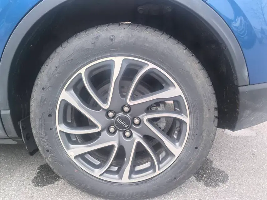 2022 Lincoln Corsair 2.0T 245HP L4 8AT,autocango,china used car exporter,china ev exporter,chinese used car exporter,chinese used ev exporter