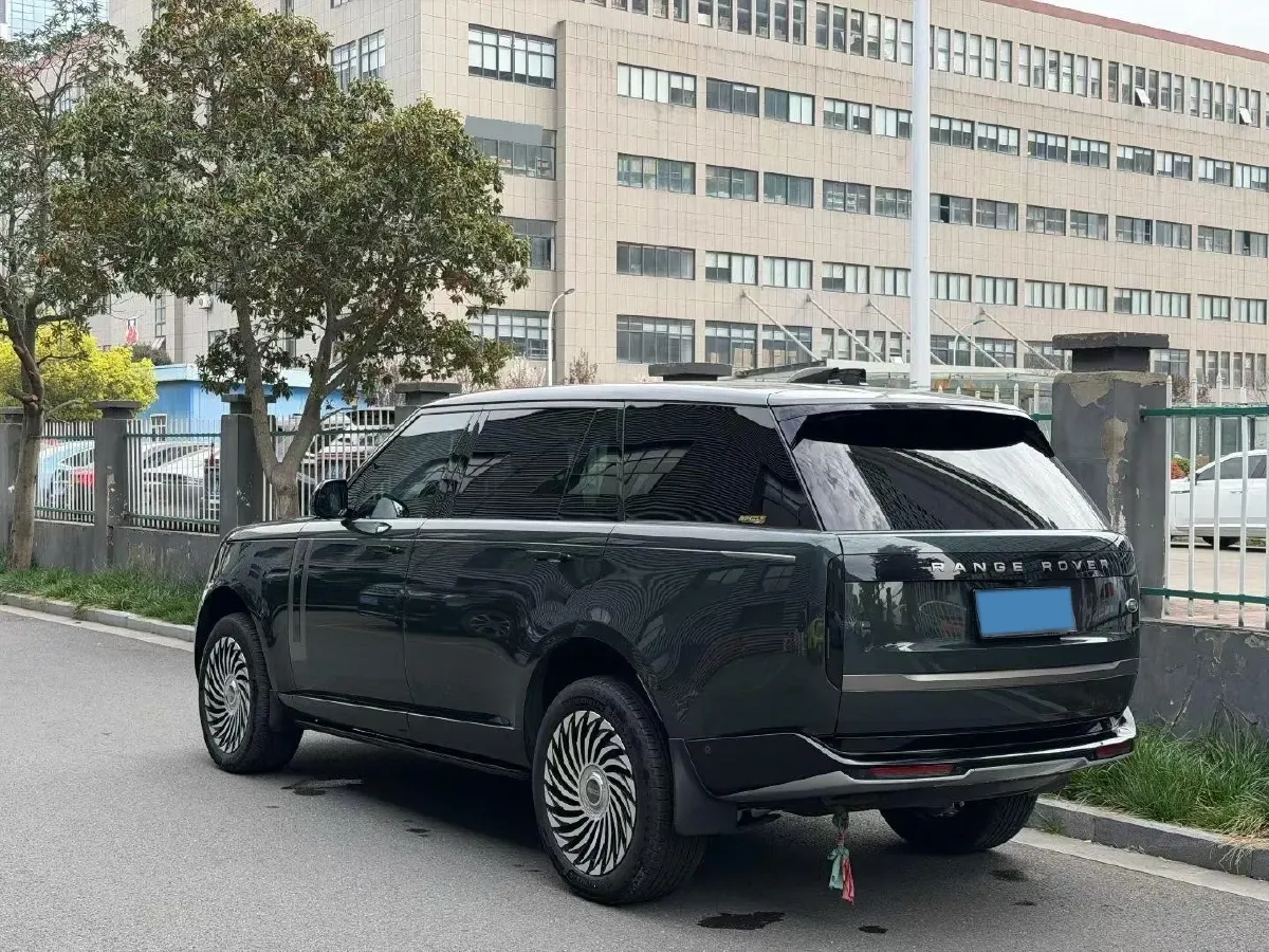 2024 Land Rover Range Rover 3.0T 400HP L6 8AT,autocango,china used car exporter,china ev exporter,chinese used car exporter,chinese used ev exporter