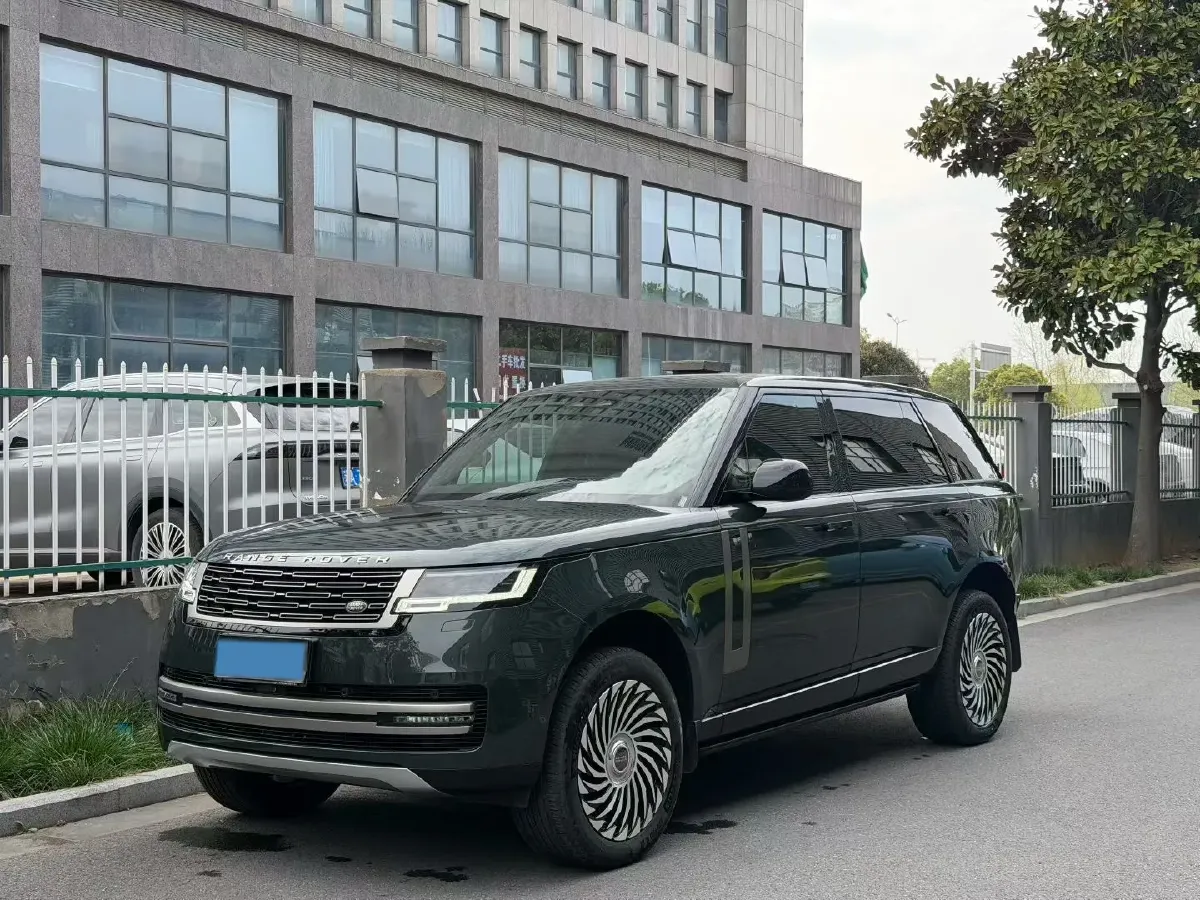 2024 Land Rover Range Rover 3.0T 400HP L6 8AT,autocango,china used car exporter,china ev exporter,chinese used car exporter,chinese used ev exporter