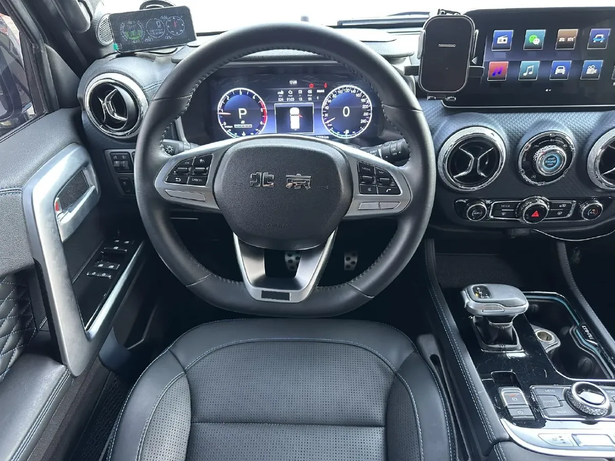 2023 Beijing BJ40 2.0T 163HP L4 8AT,autocango,china used car exporter,china ev exporter,chinese used car exporter,chinese used ev exporter