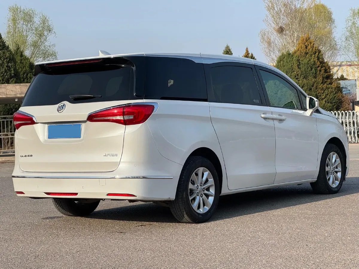 2018 Buick GL8 2.0T 260HP L4 6AT,autocango,china used car exporter,china ev exporter,chinese used car exporter,chinese used ev exporter