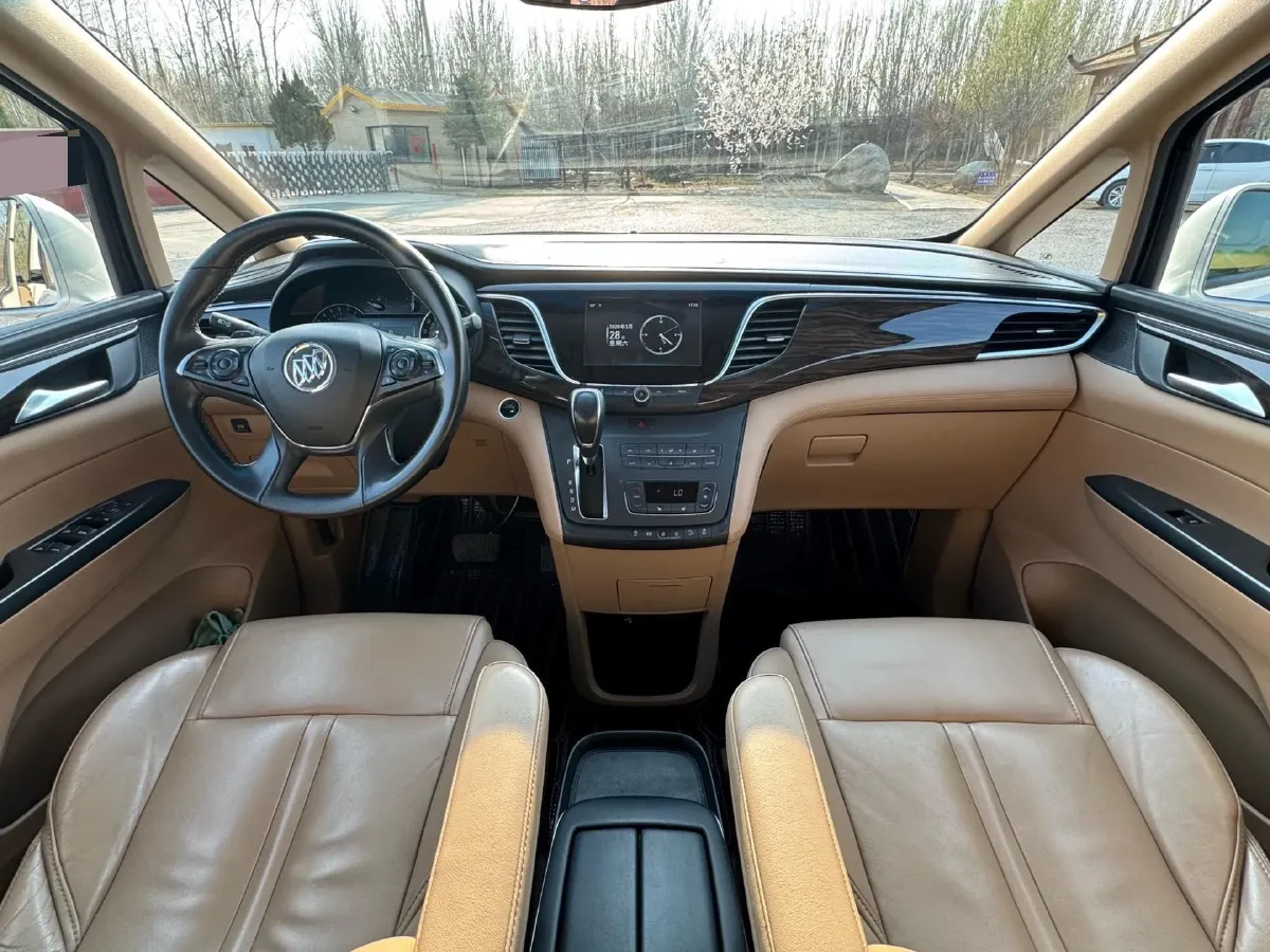 2018 Buick GL8 2.0T 260HP L4 6AT,autocango,china used car exporter,china ev exporter,chinese used car exporter,chinese used ev exporter