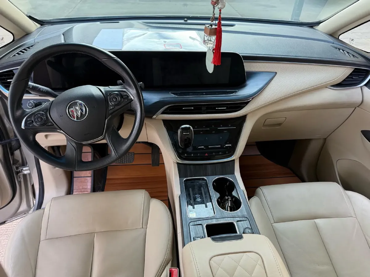 2022 Buick GL8 2.0T 237HP L4 9AT,autocango,china used car exporter,china ev exporter,chinese used car exporter,chinese used ev exporter