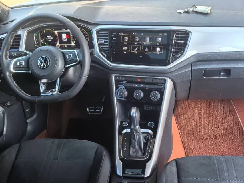 2022 Volkswagen T-Roc 1.4T 150HP L4 7DCT,autocango,china used car exporter,china ev exporter,chinese used car exporter,chinese used ev exporter
