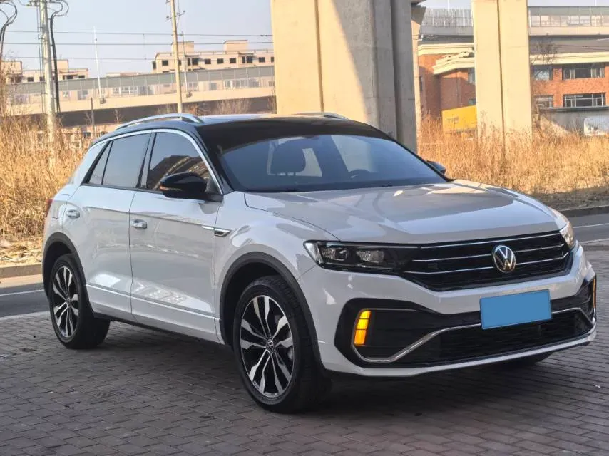 2022 Volkswagen T-Roc 1.4T 150HP L4 7DCT,autocango,china used car exporter,china ev exporter,chinese used car exporter,chinese used ev exporter