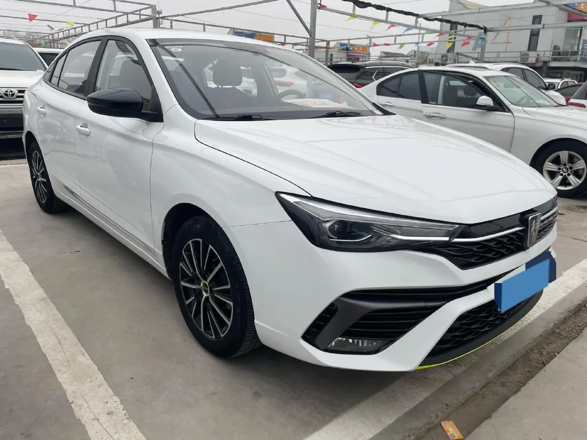 2021 Roewe i5 1.5L 120HP L4 CVT,autocango,china used car exporter,china ev exporter,chinese used car exporter,chinese used ev exporter
