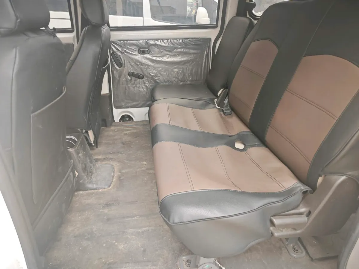 2019 WuLing HongGuang V 1.5L 99HP L4 6MT,autocango,china used car exporter,china ev exporter,chinese used car exporter,chinese used ev exporter