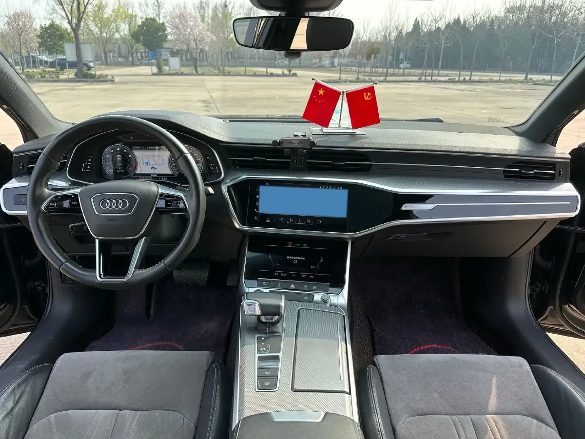 2021 Audi A6L 2.0T 190HP L4 7DCT,autocango,china used car exporter,china ev exporter,chinese used car exporter,chinese used ev exporter