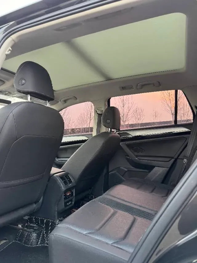 2021 Volkswagen Tayron 2.0T 186HP L4 7DCT,autocango,china used car exporter,china ev exporter,chinese used car exporter,chinese used ev exporter