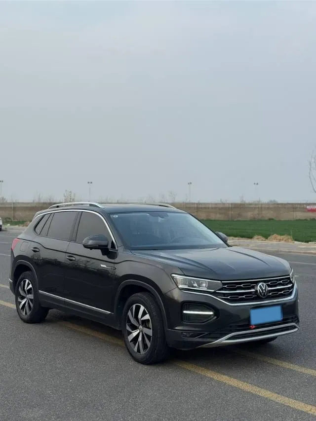 2021 Volkswagen Tayron 2.0T 186HP L4 7DCT,autocango,china used car exporter,china ev exporter,chinese used car exporter,chinese used ev exporter