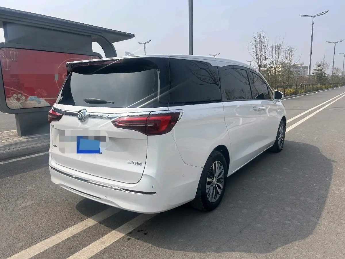 2022 Buick GL8 2.0T 237HP L4 9AT,autocango,china used car exporter,china ev exporter,chinese used car exporter,chinese used ev exporter