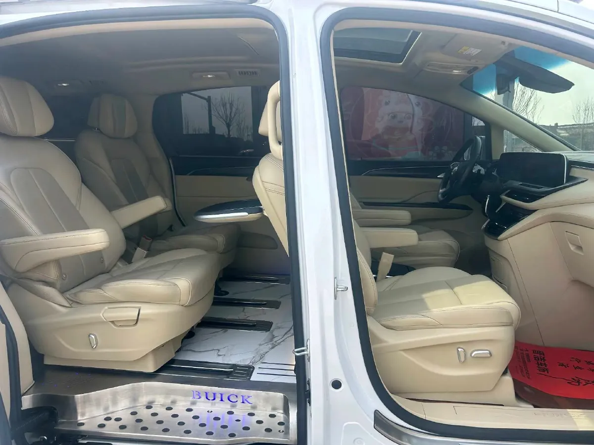 2022 Buick GL8 2.0T 237HP L4 9AT,autocango,china used car exporter,china ev exporter,chinese used car exporter,chinese used ev exporter